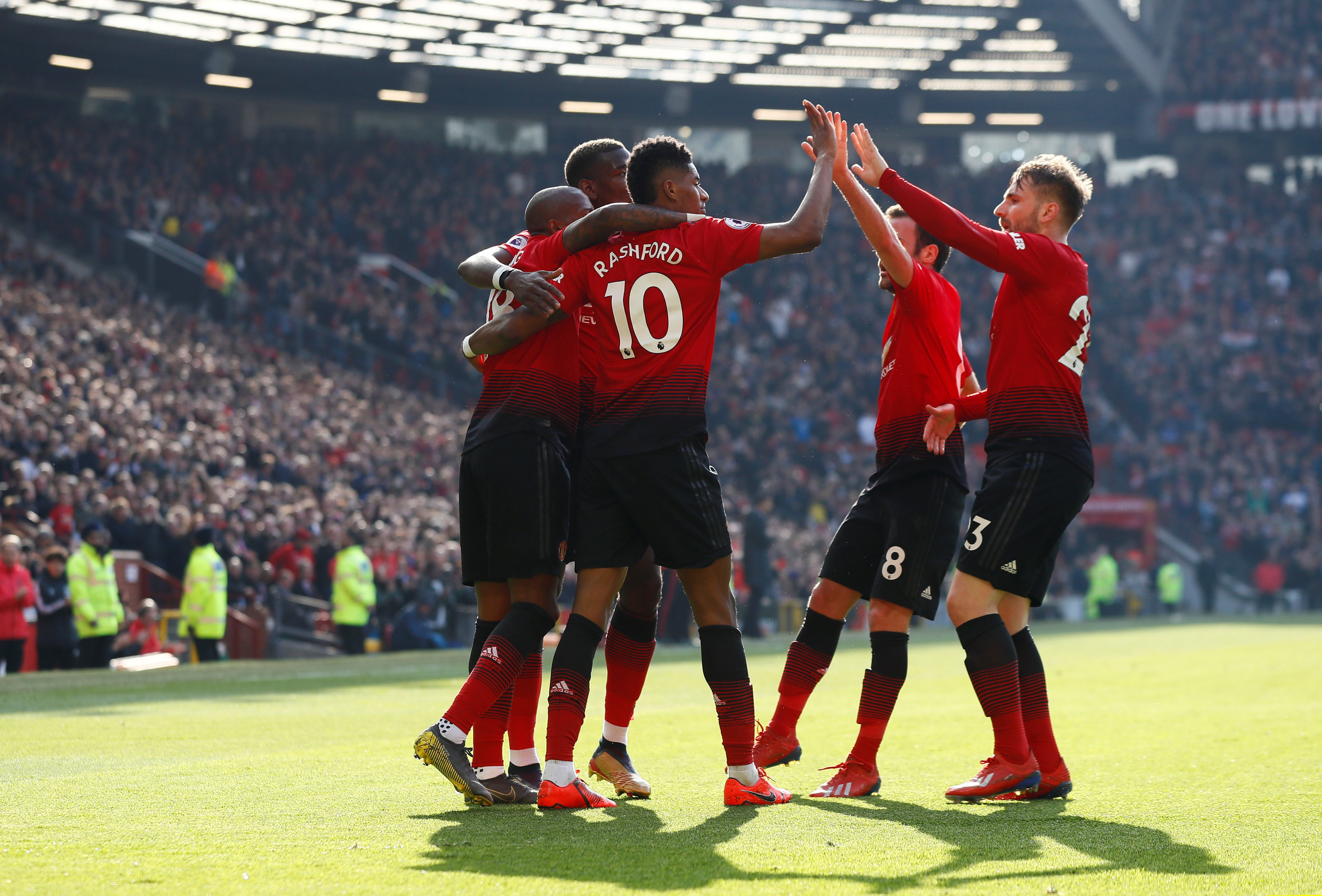 他们不仅关 他们不仅关